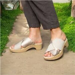 Dansko Miri Slip On Platform Slide Sandals Sand 37